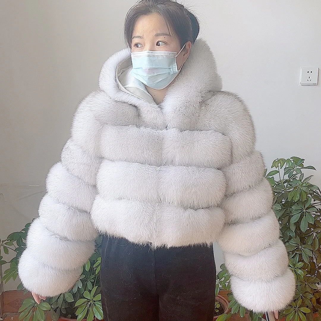 100% natural fur womens fur coat fox thick warm high-quality full sleeved natural fur fashionable hooded short jacket 241111