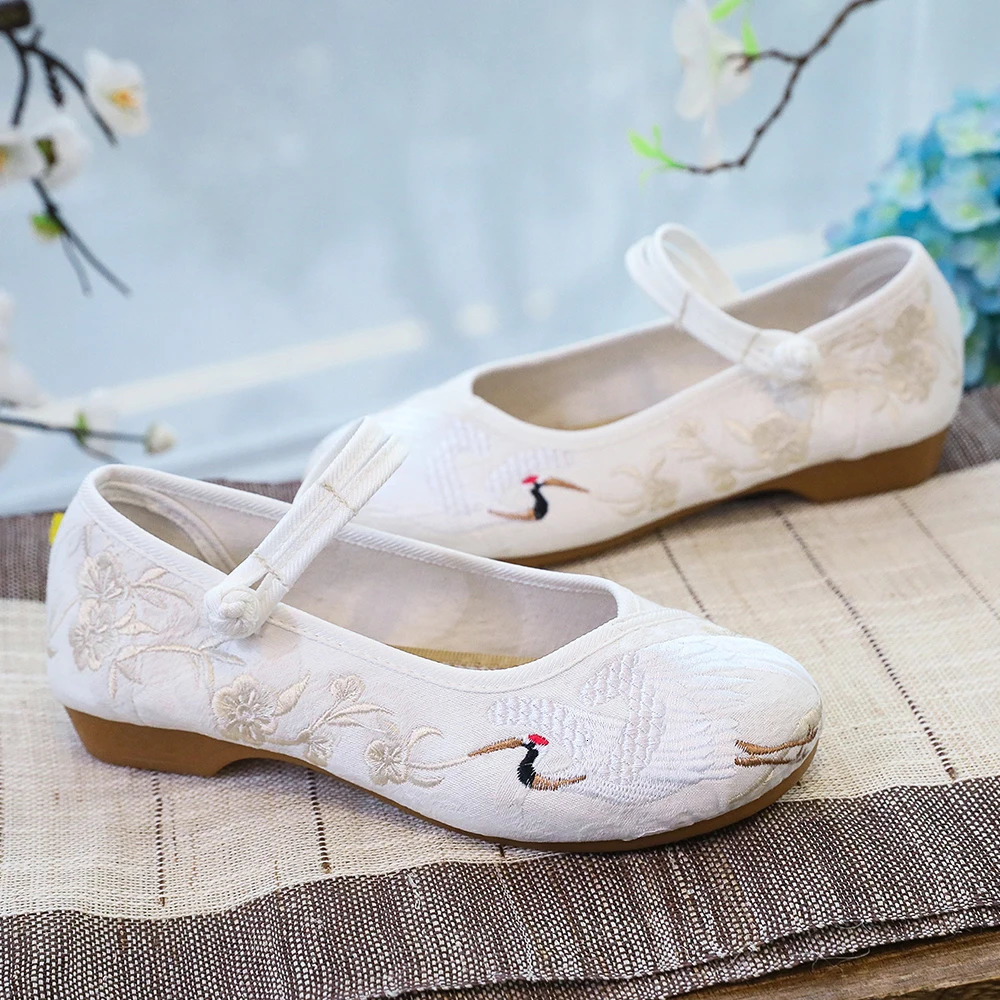 Veowalk China Crane Embroidery Womens Canvas Mary Janes Apartment Handmade Womens Casual Comfortable Nurse Shoes Old Beijng Shoes 241111
