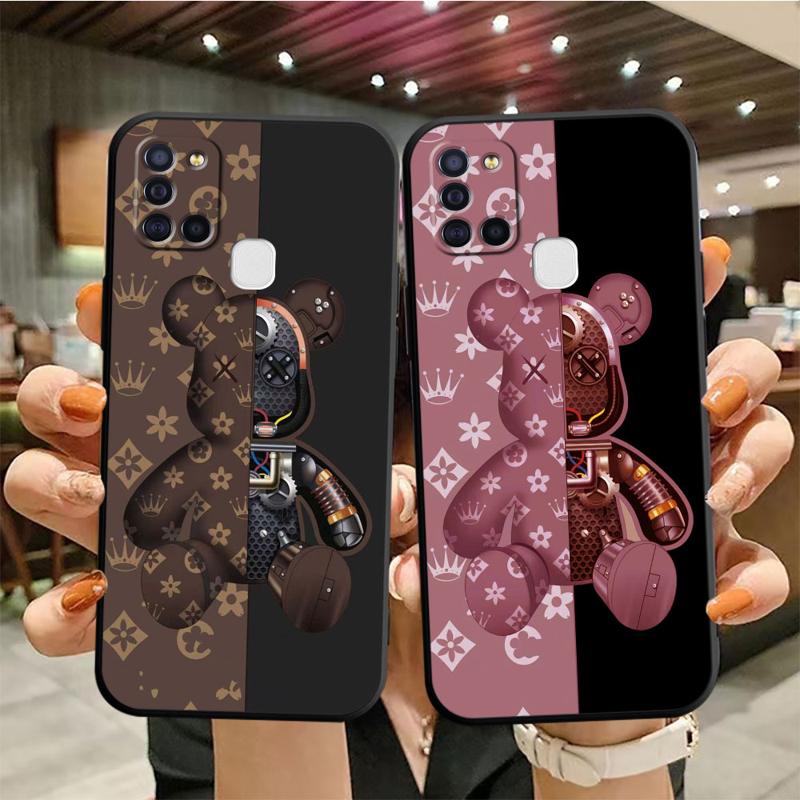 Case For Samsung Galaxy A52 A53 A12 A13 A54 A32 A51 A71 A23 A33 A21s A13 5G A22 A50 Black TPU Phone Case Robot Bear