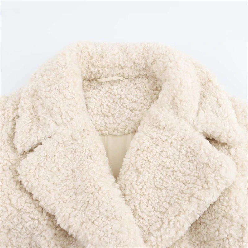 KEYANKETIAN Winter Womens Artificial Fur Teddy Bear Coat Street Style Covered Button Thick Warm Oversized Jacket 241112