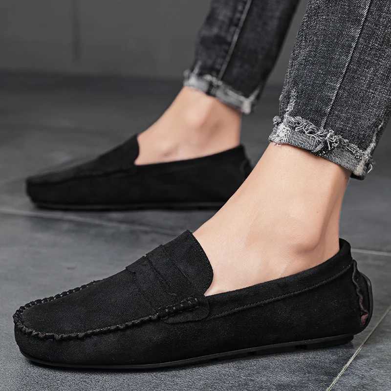 FAshion Suede Men Casual Shoes Breathable Comfort Slip-on Mens Driving Shoes luxury brand Men Loafers Mens Lazy Shoes Z251107