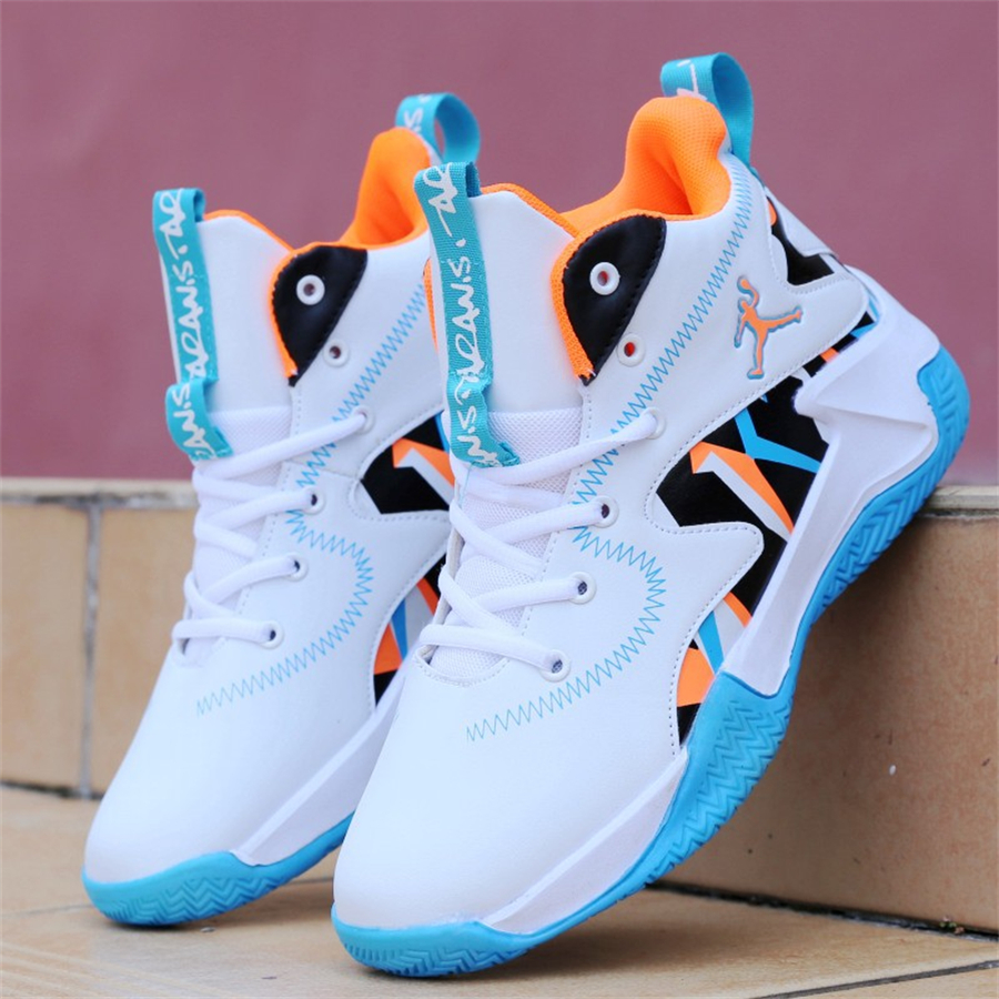 New Men's Brand Professional Basketball Shoes Boys Basketball Sneakers Anti-skid High-top Couple Leather Man Basketball Boots