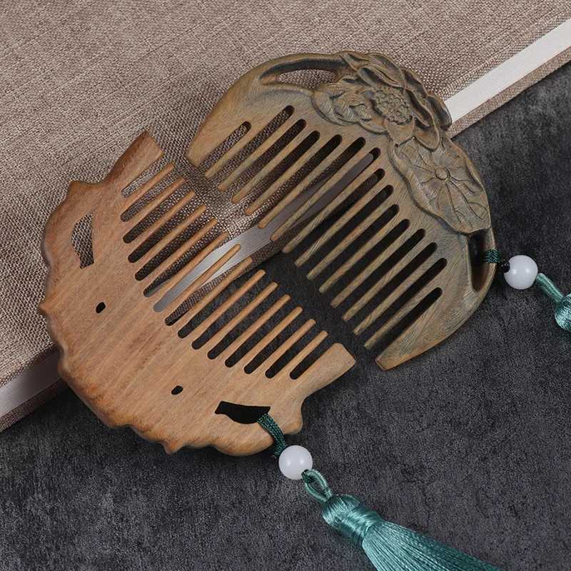Mini Sandalwood Single sided Carving Comb Anti static Knotless Comb with tassel Forming Tool Animal Carving Wooden Comb W241112