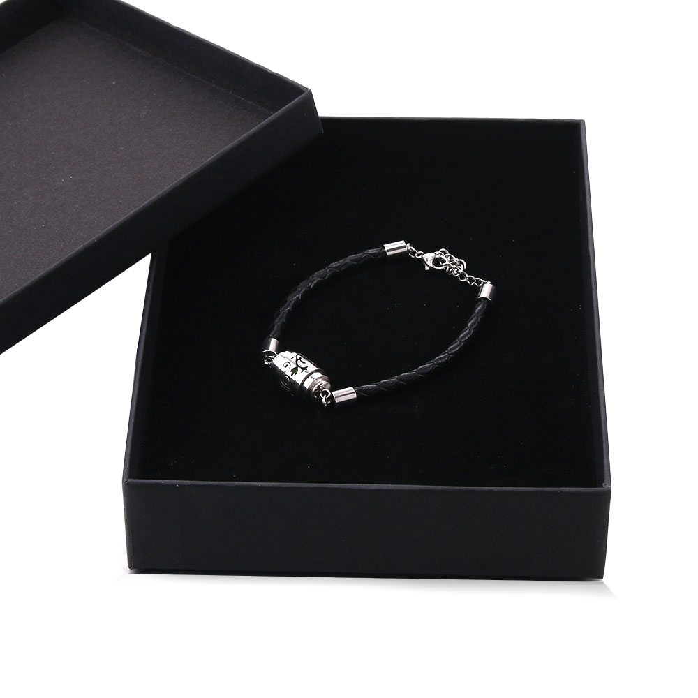 Trendy Aromatherapy High Quality Black Leather Diffuser Bracelet Vintage Hollow Out Charms Perfume Essential Oil Locket e6ad6