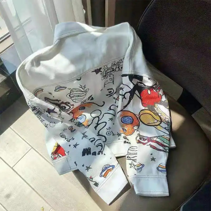 Cartoon graffiti printed denim jacket for womens spring and autumn fashion white denim jacket for womens sweet top 241112