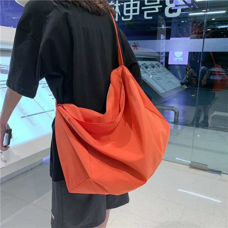 High quality casual womens handbag large capacity shoulder bag waterproof canvas handbag fashionable handbag model 241111