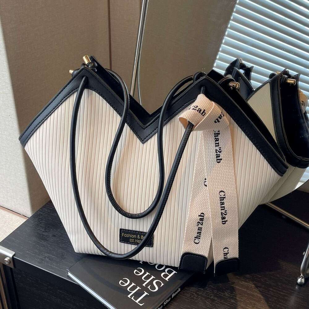 Women bag best quality 2024 new texture autumn and winter shoulder women's large capacity commuting fashionable versatile tote bags