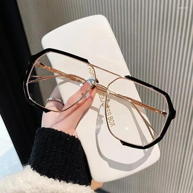 Sunglasses Oversized Women 2024 Unique One Piece Fashion For Men UV400 Punk Glasses Trending Female Eyewear
