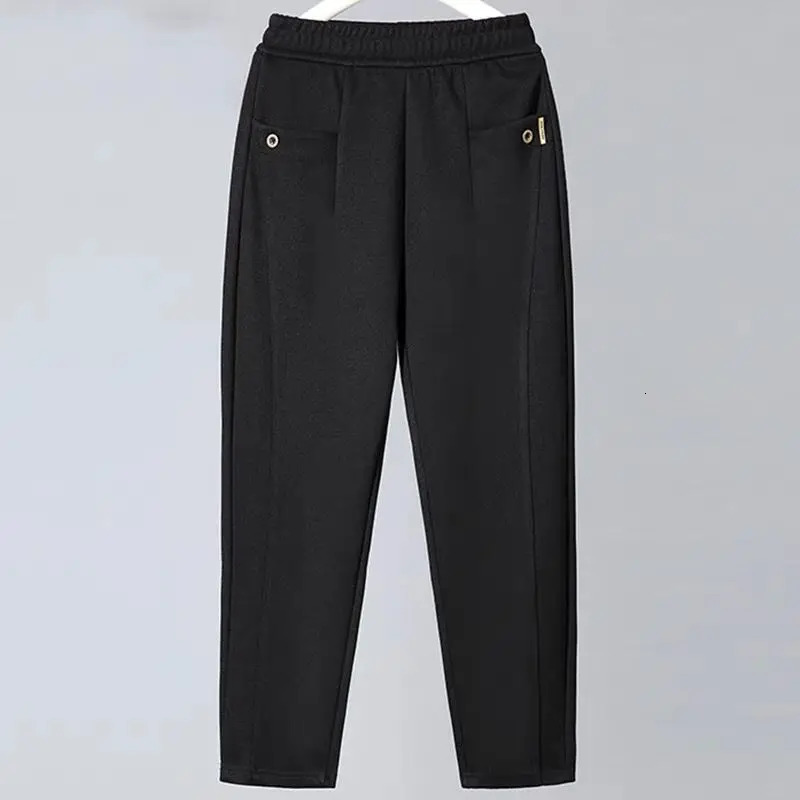 Thick Velvet Elastic Waist Hare Pants Womens High Waist Loose Middle Aged Pocket Fashion Solid Loose Pants 241112