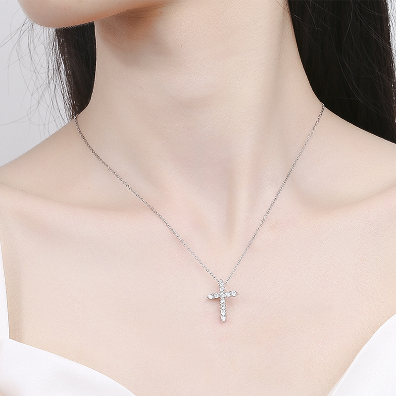 3mm D Color Moissanite Jesus Cross Pendant for Women Men S925 Silver 18k White Gold Plated Necklace Wedding Jewelry Gift