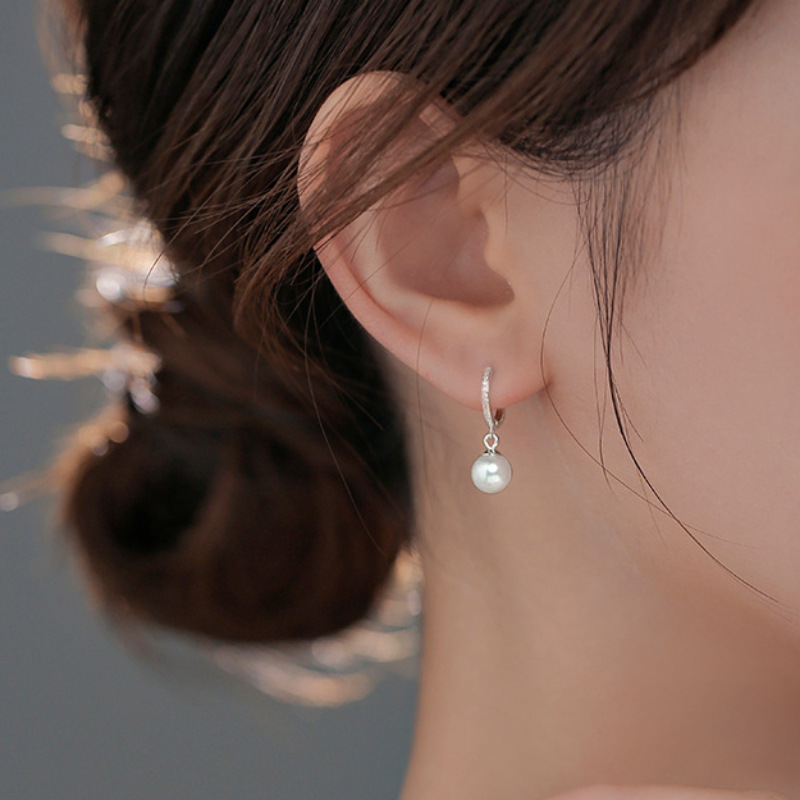 Elegant Design White Pearl Dangel Earrings for Women 18K Real Gold Silver Plated Crystal Clip On Earrings Diamond Dangle Earrings Wedding Jewelry Gift