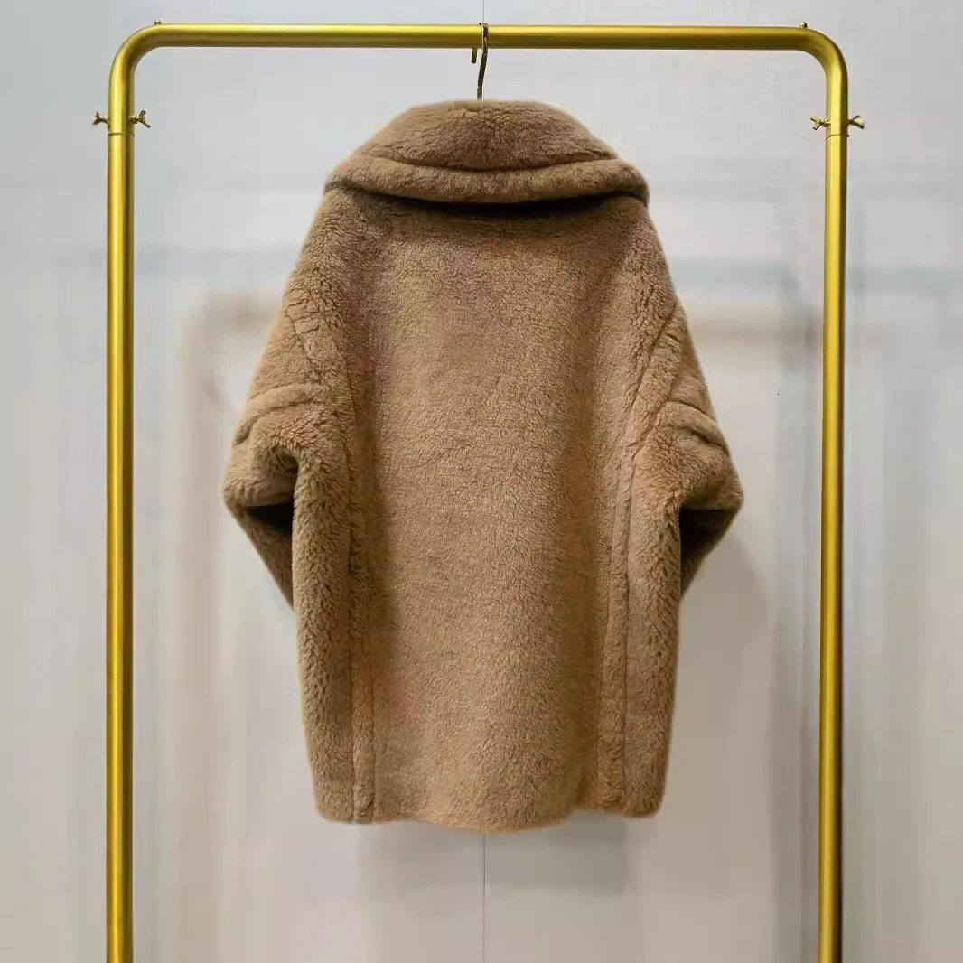 Teddy Bear Coat for WomenShort Fur CoatLoose CamelWool JacketsWinterFemaleMAX 241112
