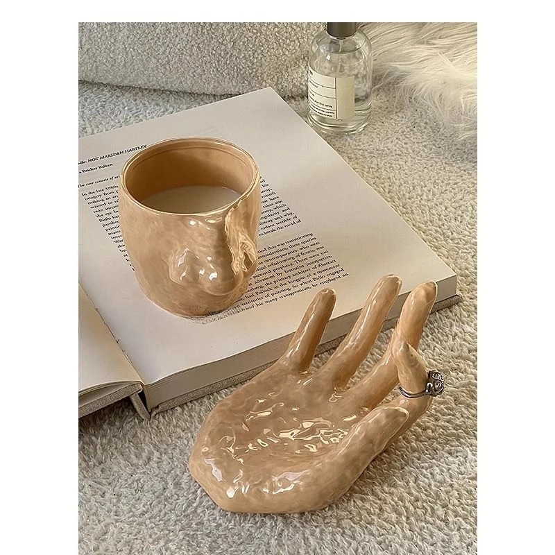 Mugs Coffee Cup Creative Personality Fun Nose Picking Ceramic Cup Home Decoration Teasing Friends Birthday Gifts Wedding Gifts 241108 CL250214