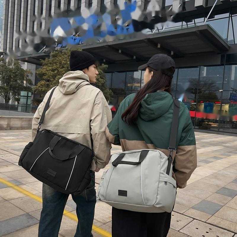 Travel Bag Spring Large Capacity Sports Fitness Bag Reflective Strip Trendy Mens and Womens Handheld Yoga Bag