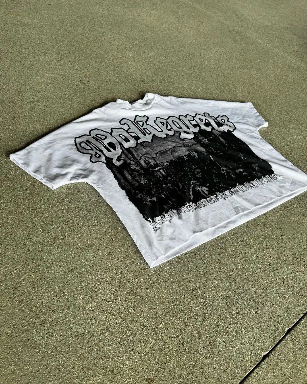 Large letter pattern graphic T-shirt Y2K mens loose short sleeved Harajuku Gothic casual T-shirt 241112