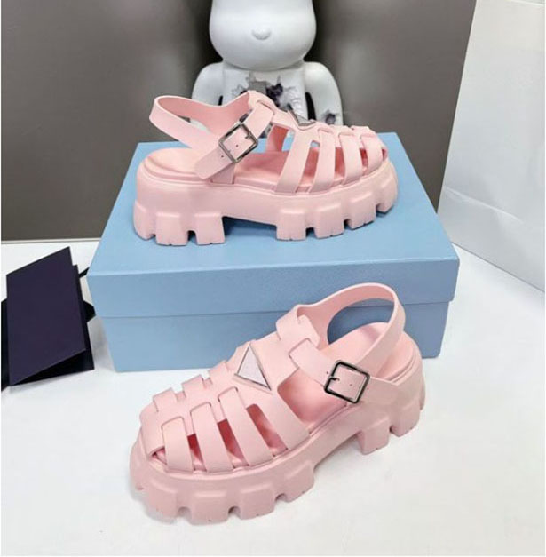 High quality women's Roman sandals fashionable metal buckle thick sole gear style beach shoes street park leisure sports height increasing shoes 35-41