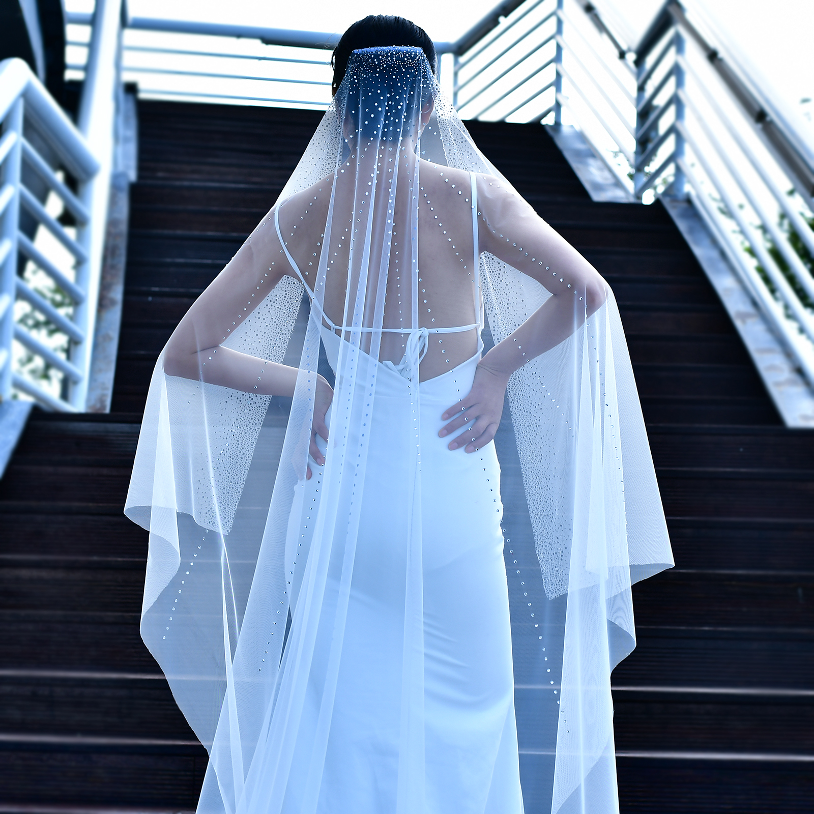 MZA86 Long Wedding Veil Rhinestone Sparking Bridal Veils 1 Tiers Crystals Beaded Wedding Accessories Diamond Bride Starry-eyed