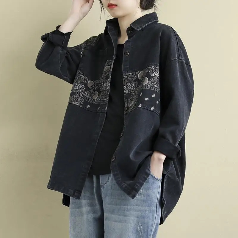 Black loose long sleeved denim shirt for women spring style lapel patchwork printed casual denim jacket for women autumn outerwear top 241112