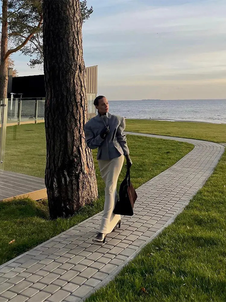 Womens gray loose pleated long wool ski suit elegant lapel full sleeve jacket autumn and winter womens high street set 241112