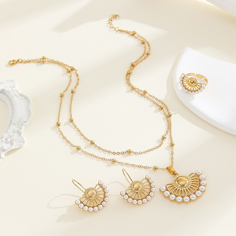 Pcs Fan Half Hollow Out Round Pearl Jewelry Set Gold Plated Earrings Ring Ladies Natural Inlaid Necklace for Party facce 5