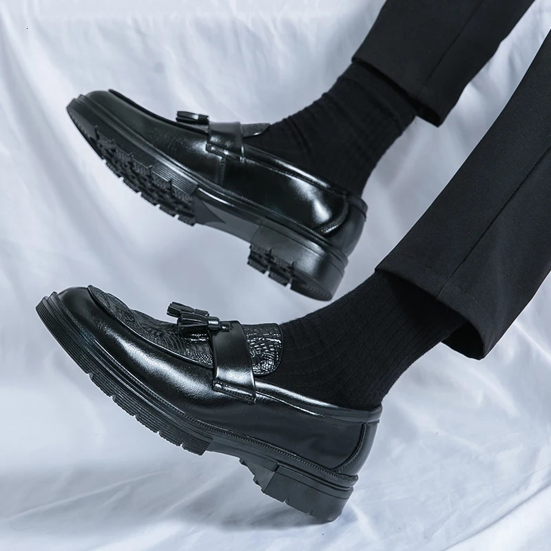 Men Business Formal Loafers Slipon Shoes Fashion Alligator Pattern British Style Leather Moccasins Flats 241111