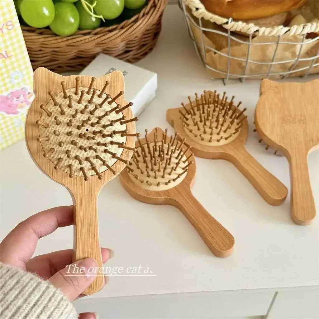 Mini portable childrens hair brush mini cartoon cat air cushion comb bamboo sandalwood comb hair care tool W241112