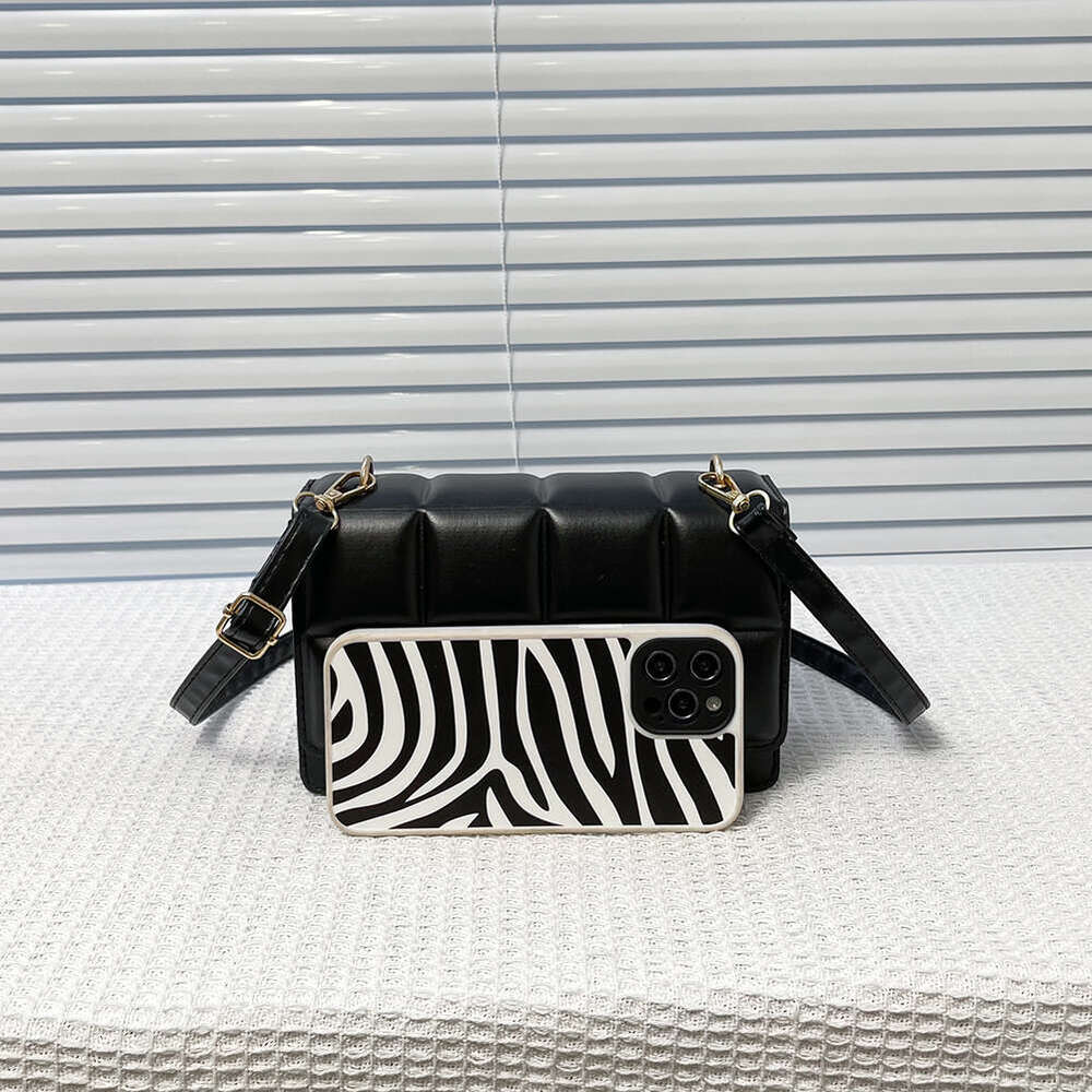 Chocolate Square PU Leather Crossbody for Women Travel Handle Handbag Fashion Shoulder Messenger Ladies Small Flap Bag