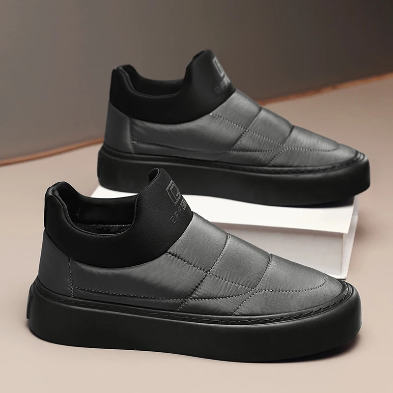 Mens winter thick soled shoes mens black casual sports shoes mens snow boots plush warm cotton shoes 241111