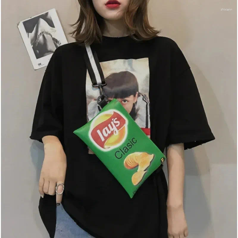 Totes Women Funny Potato Chips Crossbody Handbag Canvas Shoulder Bag Mini Cartoon Printing Girl Envelope Bags Female Clutch Cute Purse
