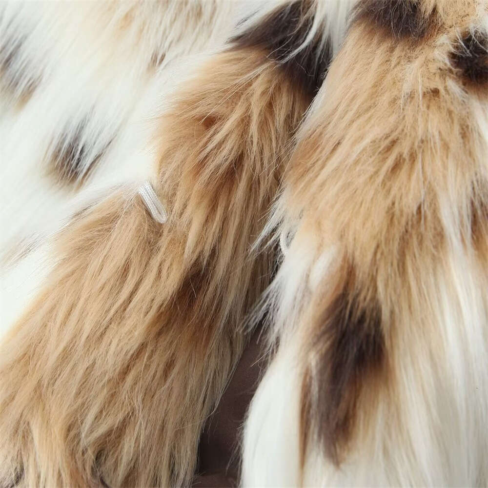 shanshi fur coat women Hot selling autumn and winter new style fashionable faux fur effect short jacket women's top trend