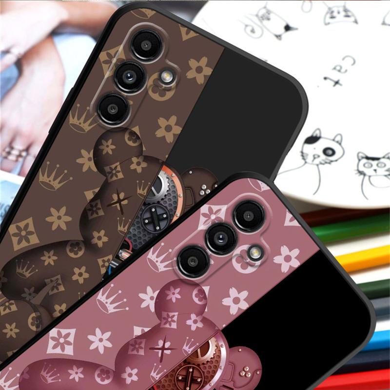 Case For Samsung Galaxy A52 A53 A12 A13 A54 A32 A51 A71 A23 A33 A21s A13 5G A22 A50 Black TPU Phone Case Robot Bear