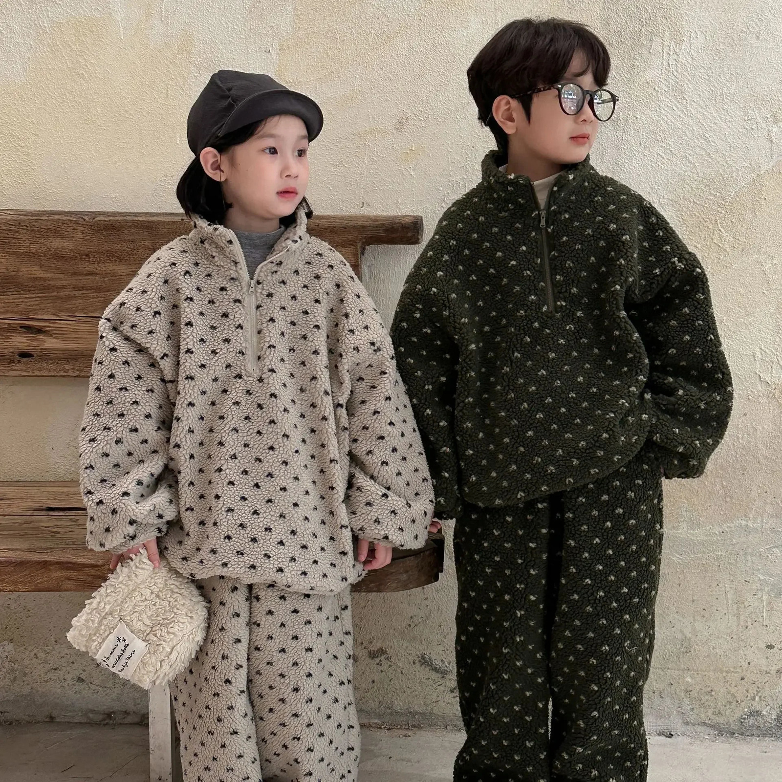 4565 Buy 2pcs Wholesale Childrens Clothing Set 2024 Winter Boys Suit Zipper CoatPant Polar Fleece Girls Two Piece Suit 241112