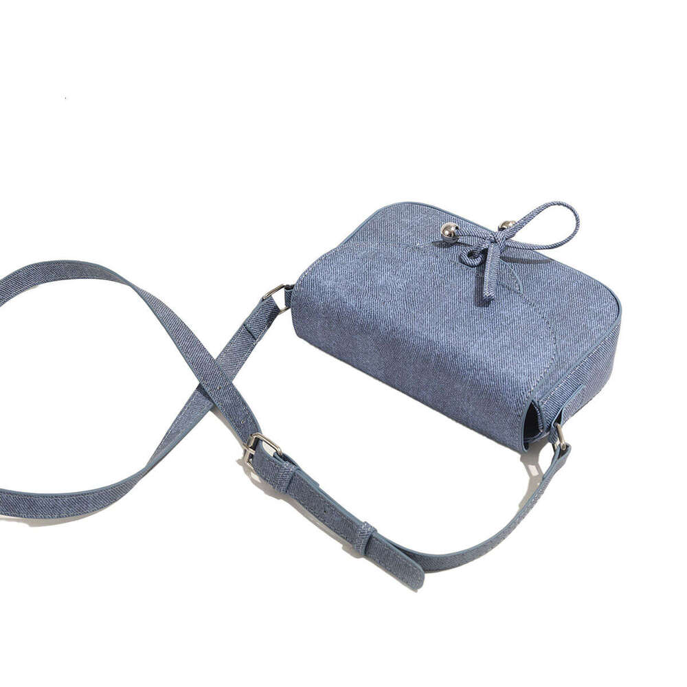 2024 new cowboy bow tie crossbody minority foreign style female senior sense-age small square bag