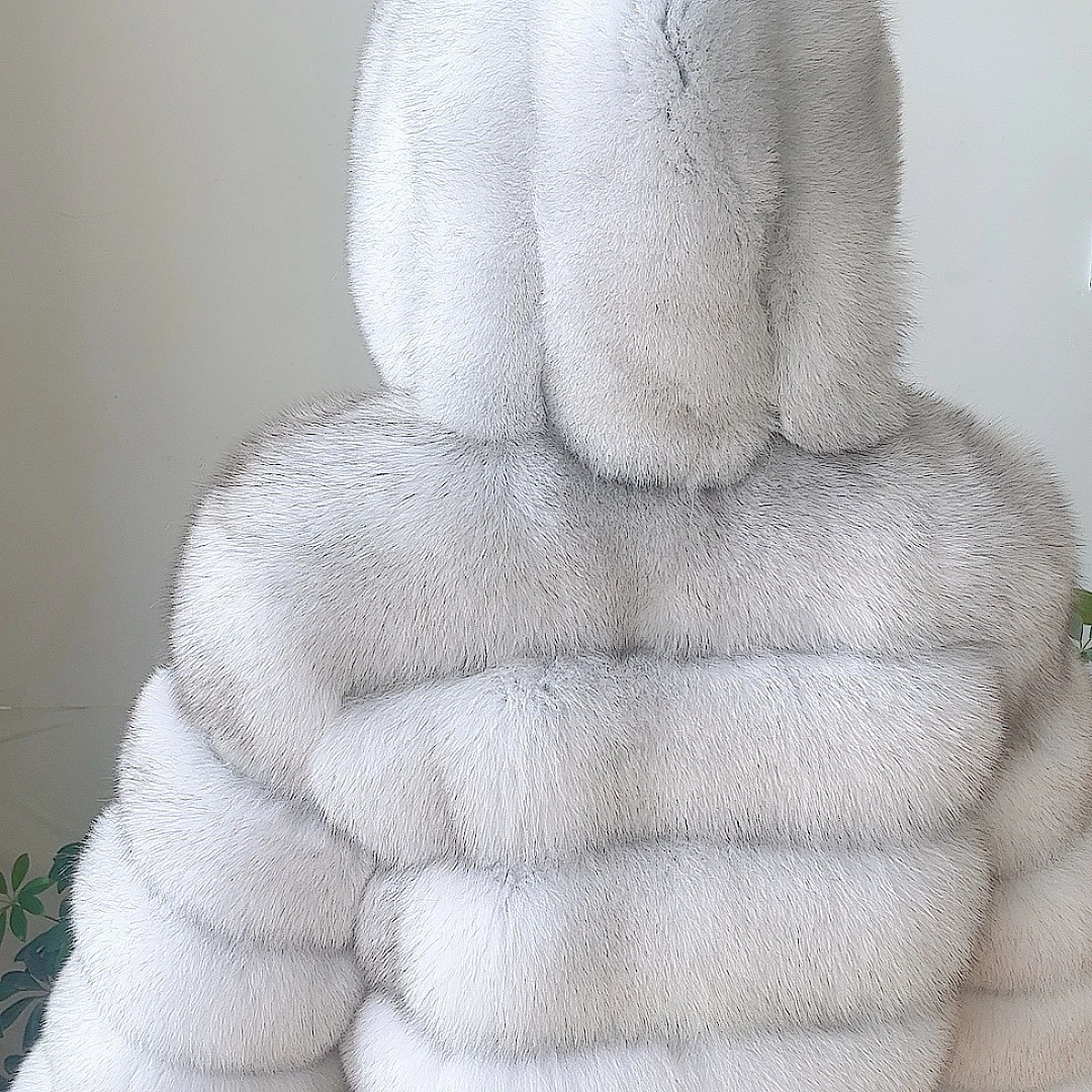 100% natural fur womens fur coat fox thick warm high-quality full sleeved natural fur fashionable hooded short jacket 241111