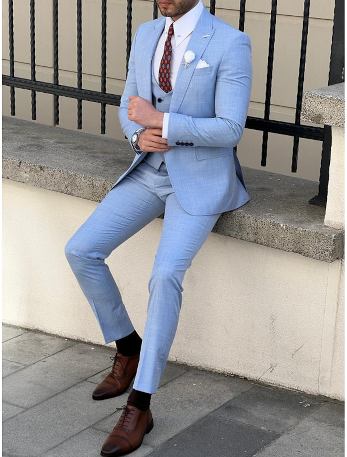 Classic Wedding Men's Blazer Tuxedos Peaked Lapel Single Breasted Ceremony Formal Groom Wear Party Birthday Pants Suits Vest 3 Pieces Custom Made