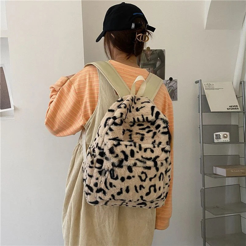 Personality Fashion Leopard Fluffy Rucksack Y2k Preparatory Casual Harajuku Backpack High Capacity Retro Grunge Student Backpack 241111