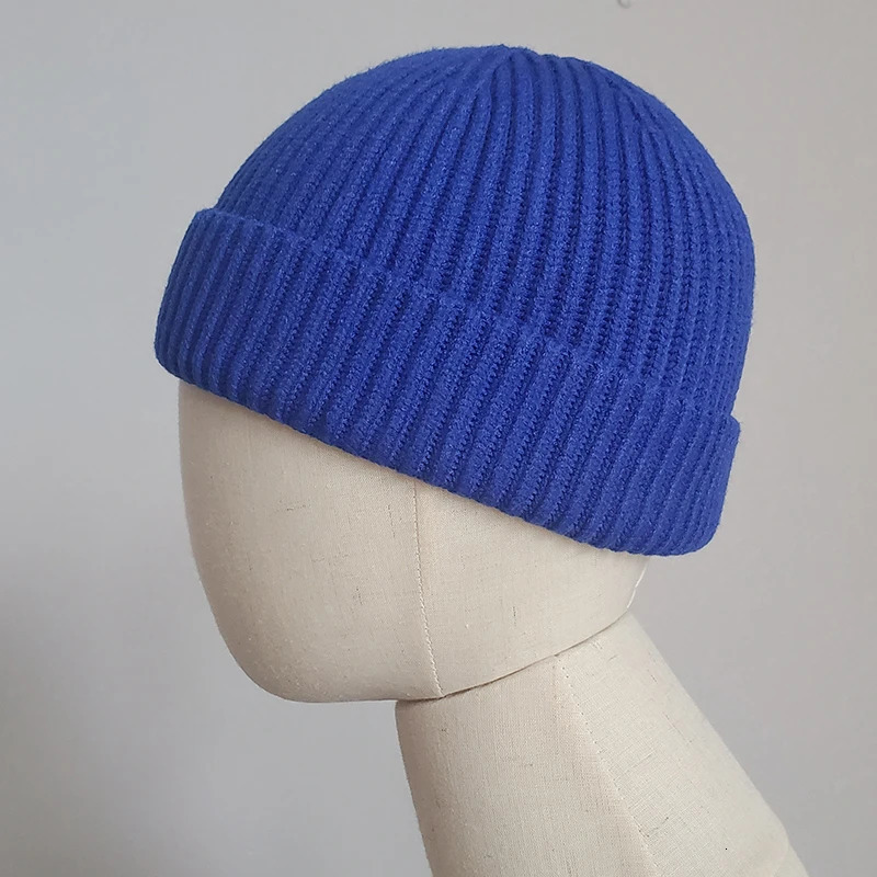 Winter Hats for Men Beanies Skullies Solid Color Short Mens Hat Skullcaps Knitted Gorros 241112