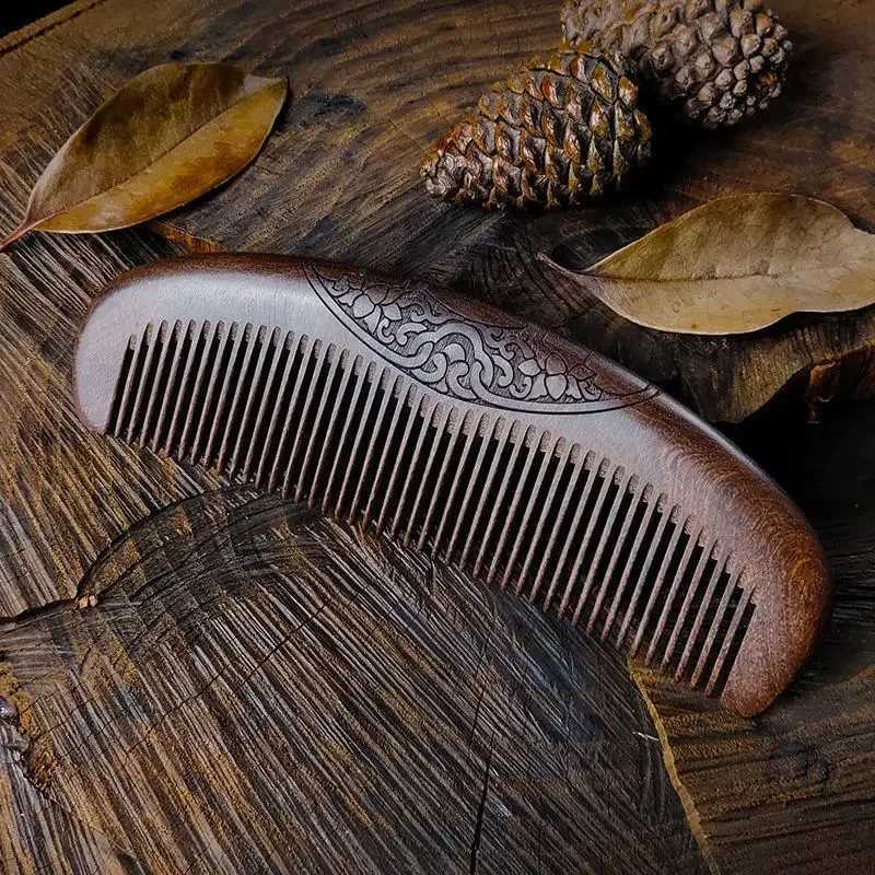 Wooden comb natural handmade comb fine tooth sandalwood comb used for wavy hair thick hair fine hair straight hair no static electricity W241112