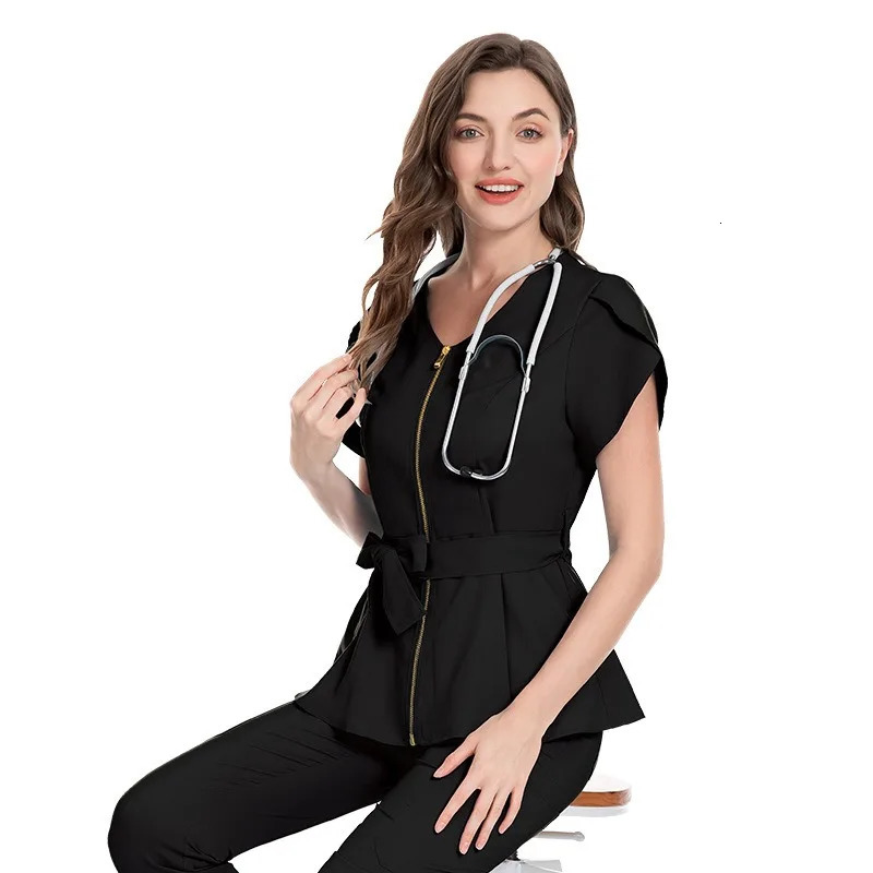 Wholesale Price Hospital Scrubs Set for Women Pet Clinic Uniform Solid Color Scrub Suit Gown Multiple Pockets with Belt 241014