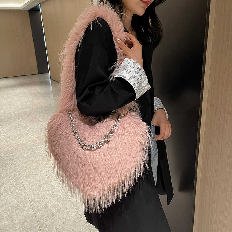 Tassel Heart Shaped Hairy Bag Autumn Winter New Plush Crossbody Bags Y2k Girl Large Capacity Shoulder Bag Women Purses Handbags 241112