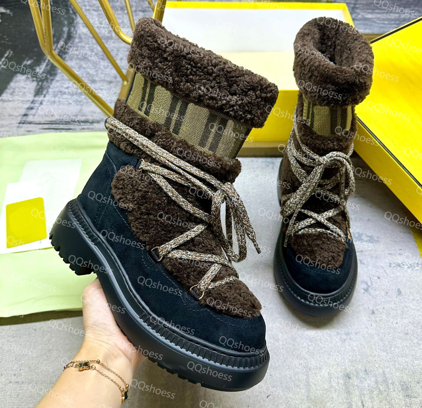 Sheepskin Suede Boots Designer Apres-Ski Boots Women Wool Boots Luxury Winter Boots Top Quality Ankle Fur Boots Shoe