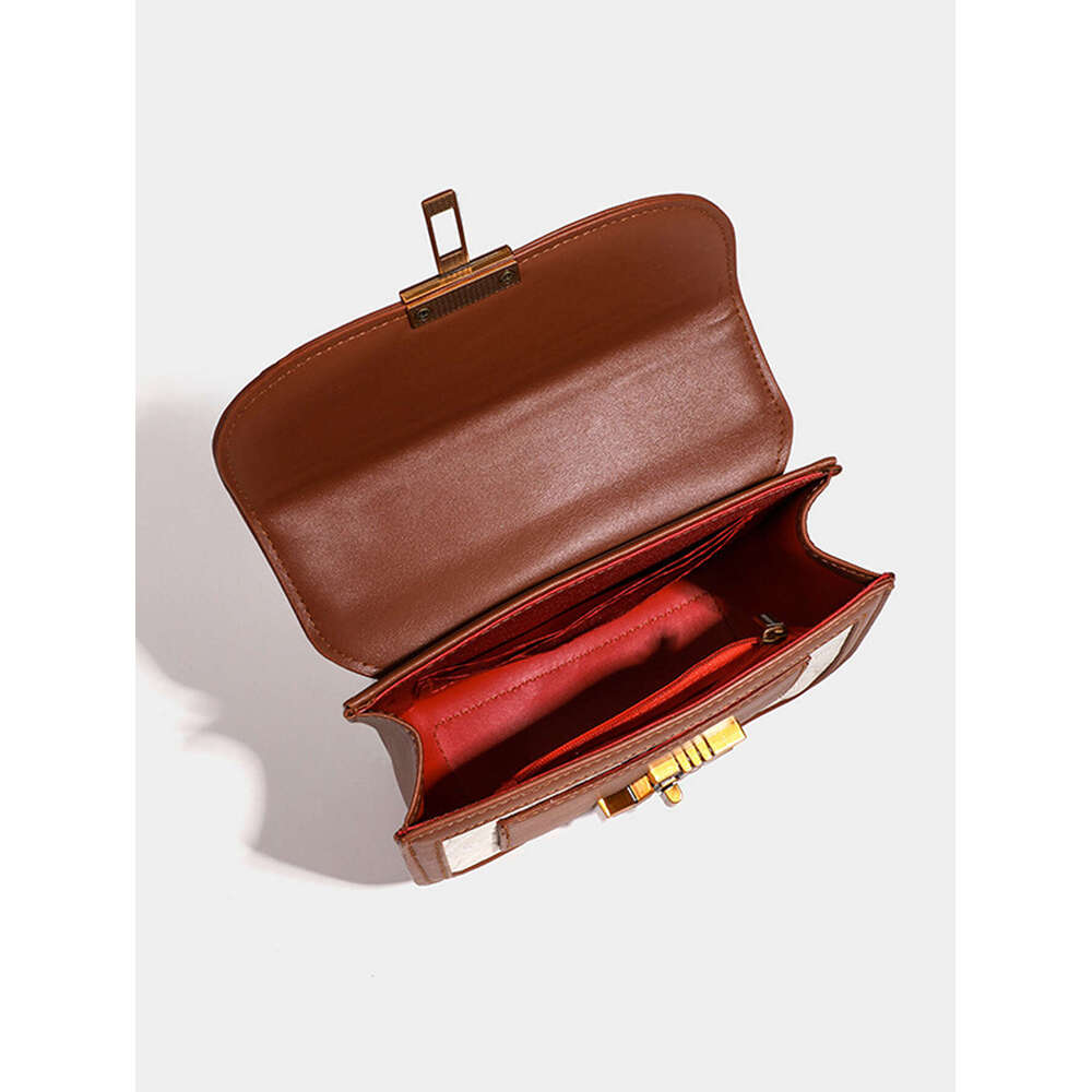 2024 new Vintage print elegant temperament shoulder bag senior sense fashion all saddle handbag