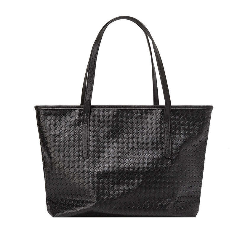 Large capacity Tote Bag 2024 Women's new woven fashion hand bill shoulder bag