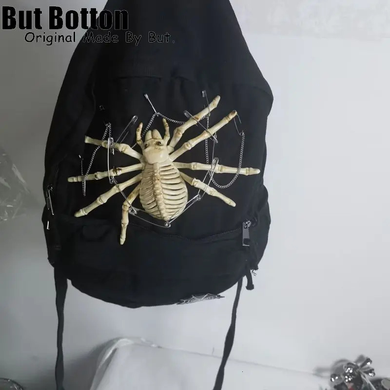 Large capacity backpack student Gothic punk Y2K harajuku subculture street clothing school bag gift 241111