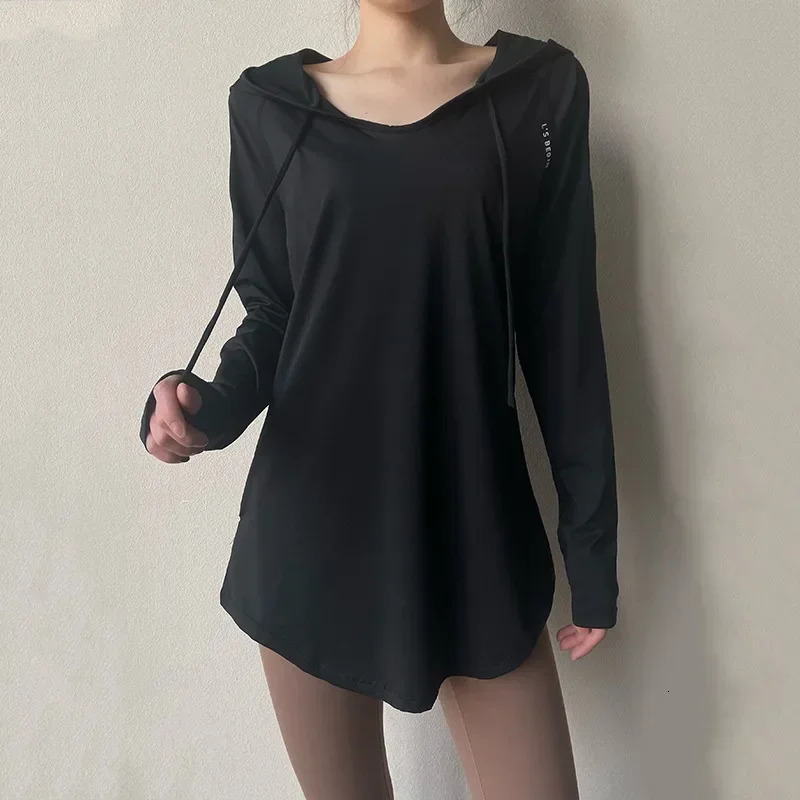 Womens sportswear running hoodie long sleeved gym shirt womens sportswear yoga top breathable gym yoga loose shirt 241112