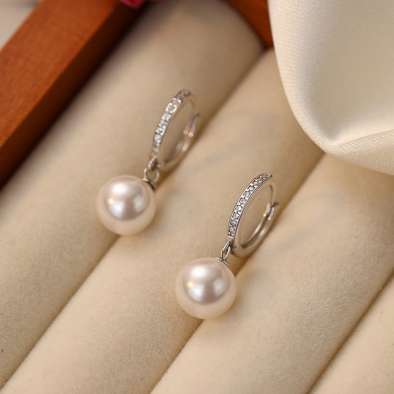 Elegant Design White Pearl Dangel Earrings for Women 18K Real Gold Silver Plated Crystal Clip On Earrings Diamond Dangle Earrings Wedding Jewelry Gift