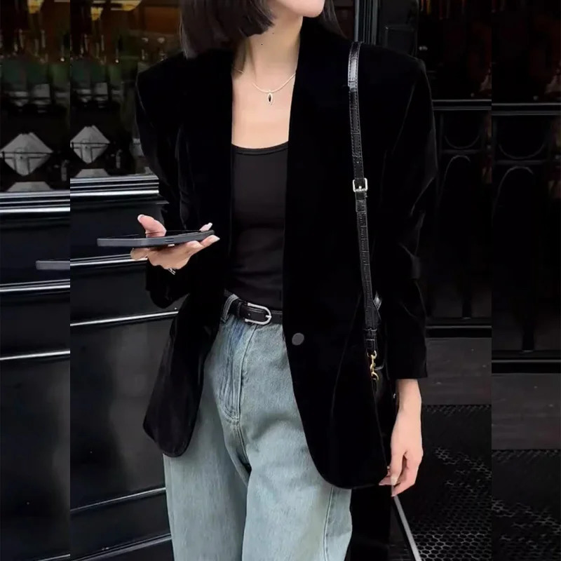 Autumn Black Velvet Womens Blazer Fashion Long Sleeve Single Button Casual Loose Temperament Suit Top Female Outerwear 241112