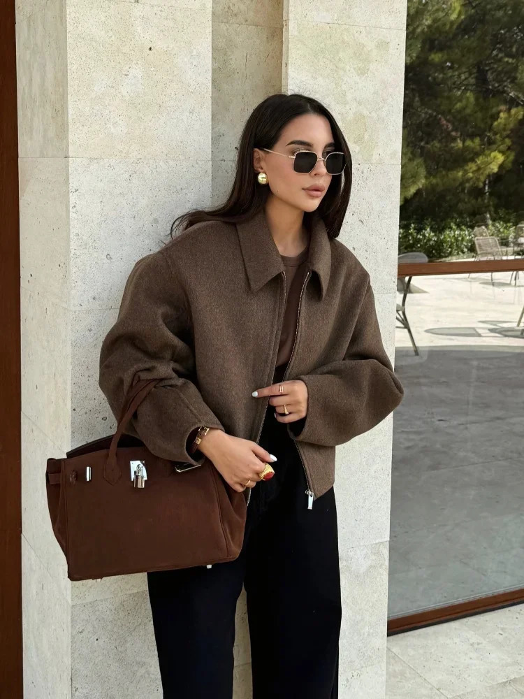 Women Casual Solid Short Woolen Coat Elegant Lapel Long Sleeve Zipper Baseball Jacket Autumn Lady Chic Street Outwear 241112