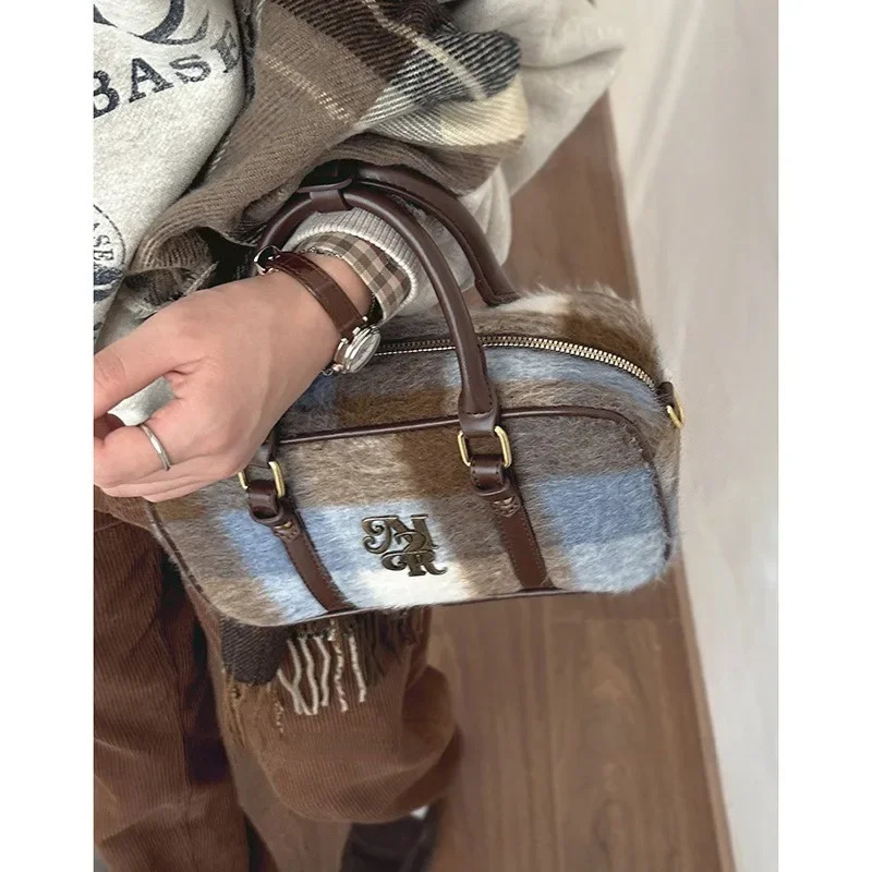 MBTI Vintage Plaid Womens Handbag College Style Fashion Bowling Shoulder Bag Aesthetic Original Female Pillow Crossbody 241111