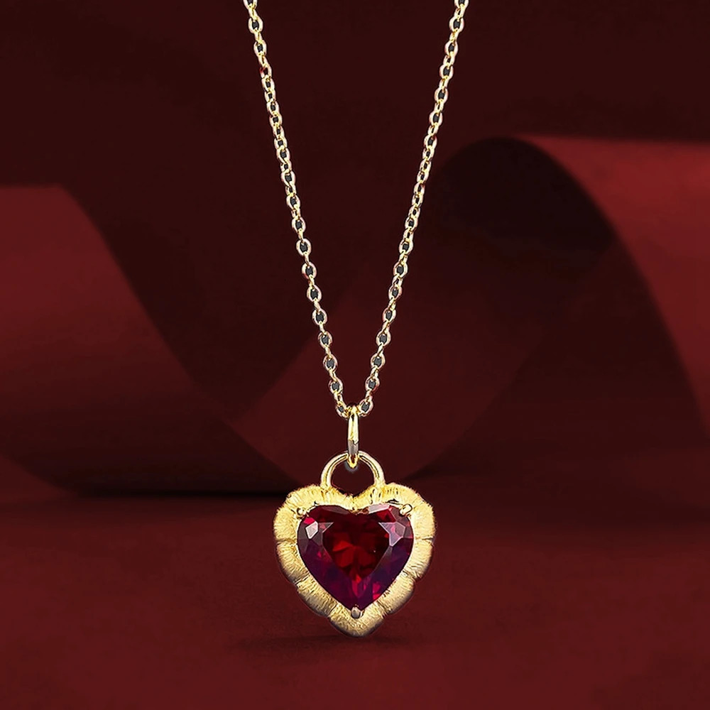 Vinregem 10 MM heart-shaped cut ruby vintage pendant necklace 18K gold-plated 925 sterling silver anniversary gift 241112